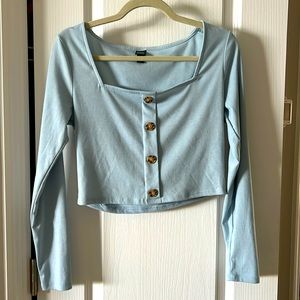 Women’s long sleeve crop top